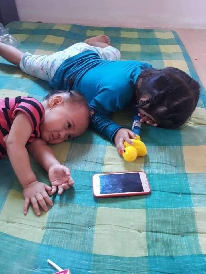 How to ensure that your children are not addicted to cell phones.